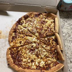 Pizza Hut - Pizza smooshed to the side ...