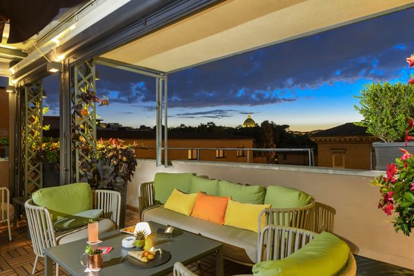 I Sofà Bar Restaurant & Roof Terrace by null