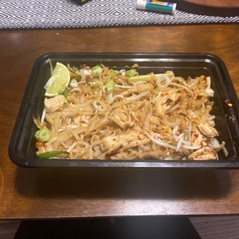 Bahn Thai - Chicken pad thai, already partially dug into! - Thai Near Me - San Diego, California Bahn Thai - Chicken pad thai, already partially dug into! - Thai Near Me - San Diego, California