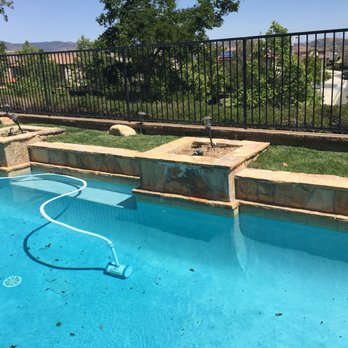 SCV Landscaping - Old pool with brittle, crumbling stone - Landscaping Near Me - Valencia, California SCV Landscaping - Old pool with brittle, crumbling stone - Landscaping Near Me - Valencia, California