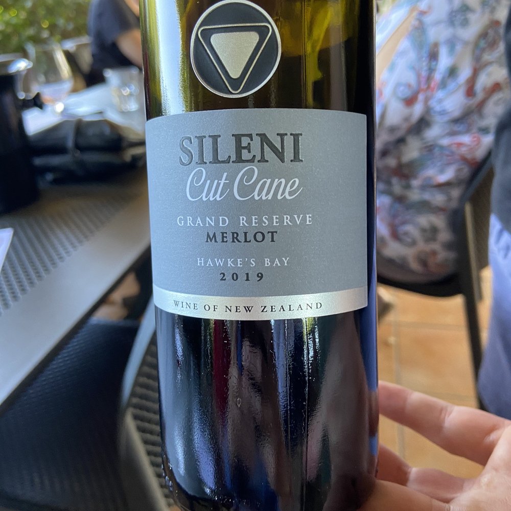 Sileni Estates - Merlot - Restaurants Near Me - Hastings, HKB