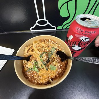Cheese Wheel Pasta - Bolognese Cheese Wheel Pasta - Pasta Shops Near Me - New York, New York Cheese Wheel Pasta - Bolognese Cheese Wheel Pasta - Pasta Shops Near Me - New York, New York
