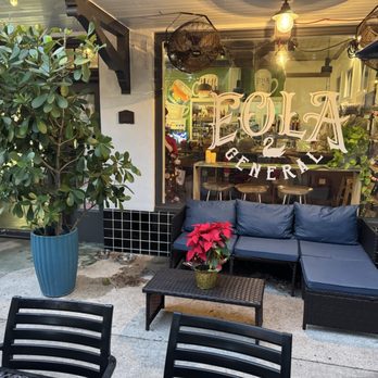 Eola General - Outdoor patio - Convenience Stores Near Me - Orlando, Florida
