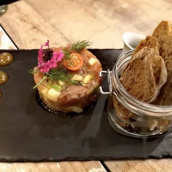 Viana - Tuna tartare with wasabi cream - Spanish Near Me - Barcelona, B Viana - Tuna tartare with wasabi cream - Spanish Near Me - Barcelona, B