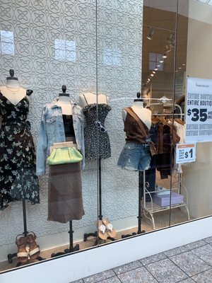 Mershops Galleria at Sunset by null