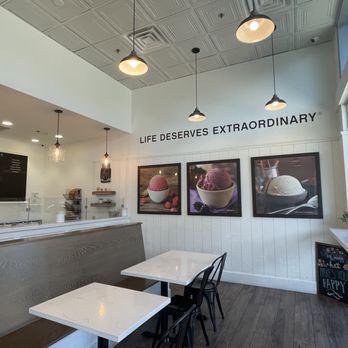 Mora Iced Creamery - Ice Cream & Frozen Yogurt Near Me - Las Vegas, Nevada