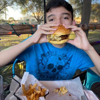 Brgr Stop - Burgers Near Me - Coconut Creek, Florida