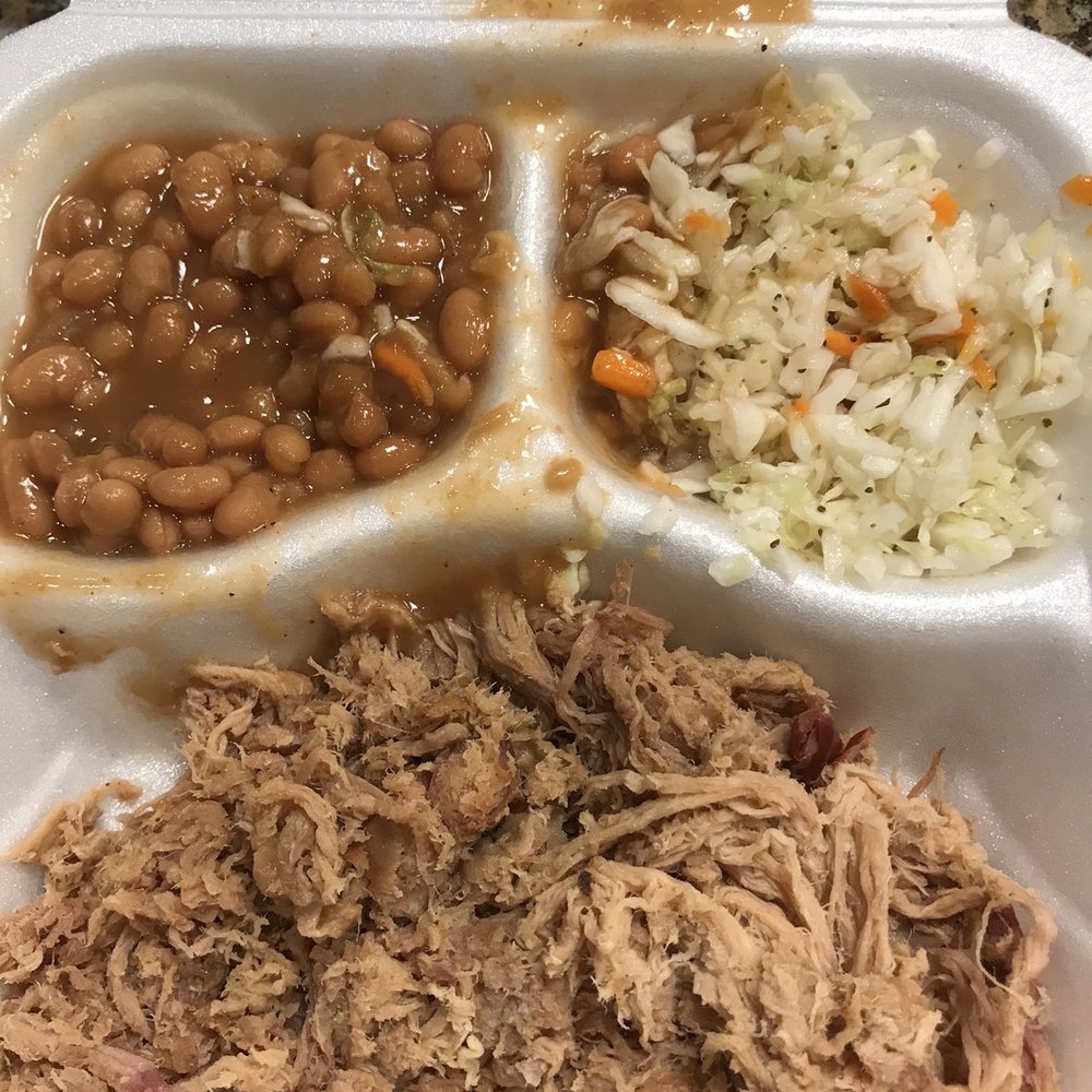 Nard’s Backyard BBQ - BBQ plate - Food Trucks Near Me Nard’s Backyard BBQ - BBQ plate - Food Trucks Near Me