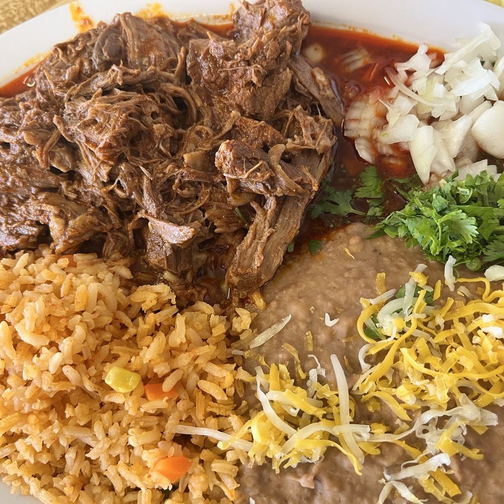 Gual Bertos - Big plate... tons of beef! - Mexican Near Me - Riverton, Utah