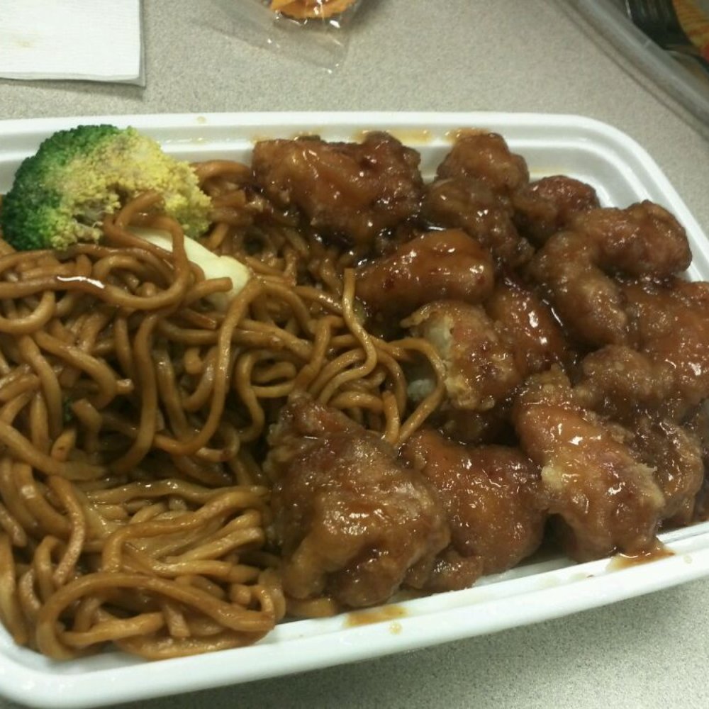Wok N Roll - General Tso's Chicken. Missing a piece of broccoli I are before snapping the picture. - Chinese Near Me - Jacksonville, Florida Wok N Roll - General Tso's Chicken. Missing a piece of broccoli I are before snapping the picture. - Chinese Near Me - Jacksonville, Florida