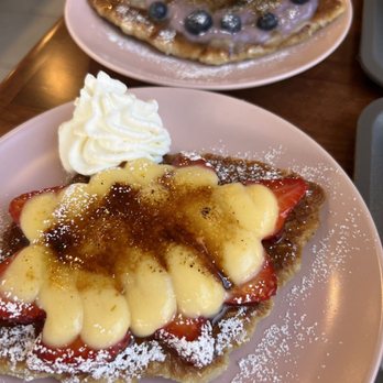 Sweet Mong - Custard brulee croffle and taro brulee croffle - Coffee & Tea Near Me - Las Vegas, Nevada