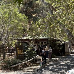 Fern Dell - Coffee shop in the area