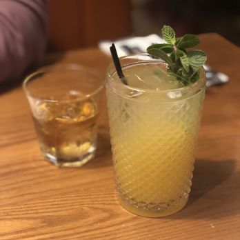 Bella Italia - Jack Daniels on the rocks (left) and passion fruit monitors (right) - Italian Near Me - Uxbridge, XGL