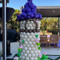 Fantasy Balloon Studio - Custom balloon tower sculpture! Perfect for themed birthday parties and magical kids' events in Greater Seattle