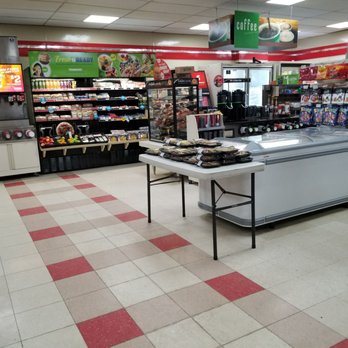 7-Eleven - Interior - Convenience Stores Near Me - St. Catharines, Ontario