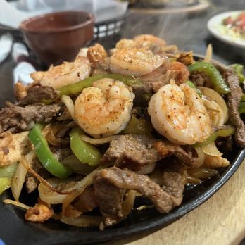 Side Street Cantina - Steak, shrimp, and chicken Fajitas - Mexican Near Me - Virginia Beach, Virginia Side Street Cantina - Steak, shrimp, and chicken Fajitas - Mexican Near Me - Virginia Beach, Virginia