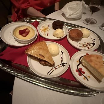 LG's Prime Steakhouse - That is a sad display of desserts. No one ordered anything. - Steakhouses Near Me - La Quinta, California