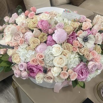 Nora's Designed Flowers - Florists Near Me - North Hollywood, California Nora's Designed Flowers - Florists Near Me - North Hollywood, California