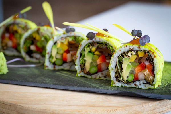 OPLANTE Vegan Sushi & Wok Végétalien Montreal (x Yuan) by null
