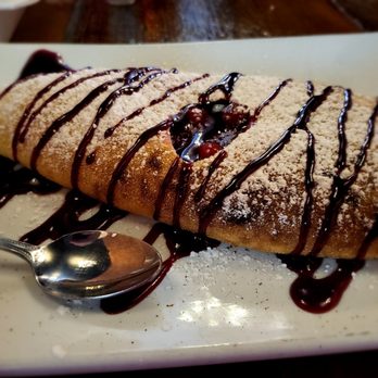 Tusconos - Cherry Dessert Calzones (Cherry) - Italian Near Me - Buckner, Missouri