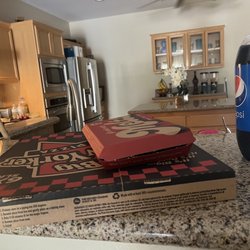 Pizza Hut - 40$ pizza