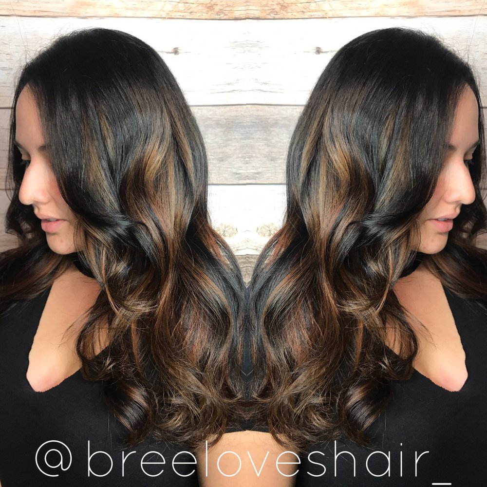 Breeloveshair Logo