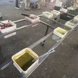 Sauce bar