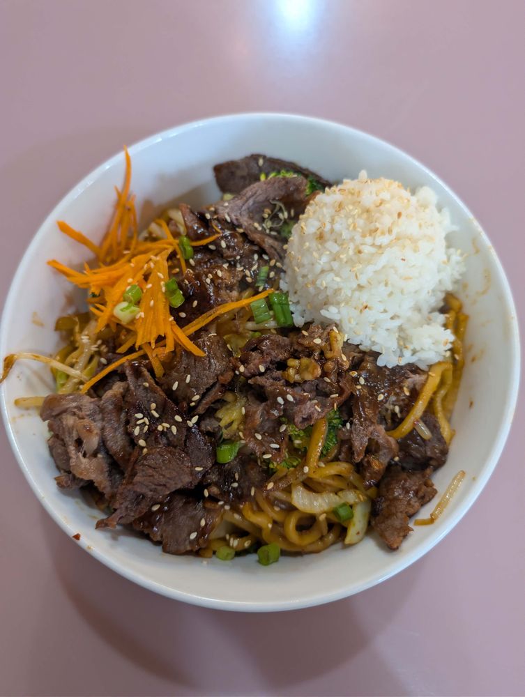 Plaza Cafe & Grill