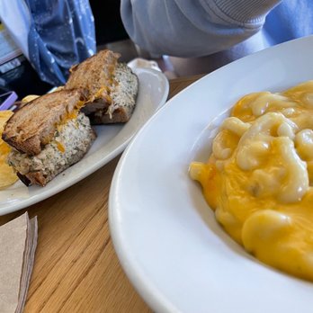 Precita Park Cafe - Tuna melt and kids Gluten Free Mac & Cheese - Cafes Near Me - San Francisco, California
