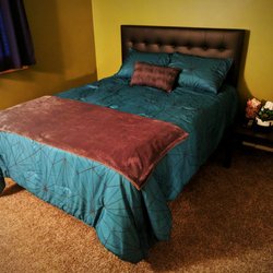 Mattress Pro - Charlie helped us pick the perfect bed for our guest bedroom! We love it!