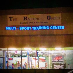Hitters Hangout - Outside view at night