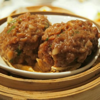 新同樂魚翅酒家 - Beef meat ball. Note: their portion for this is huge - Cantonese Near Me - Hong Kong, HK