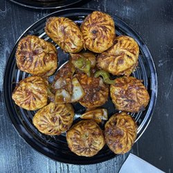 MomoBoyz - Chicken momo
