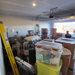 AAA Movers Minneapolis MN - What a mess...AAA movers at their best!