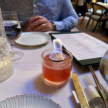 Moli Restaurant - Chinese Near Me - Greenwich, Connecticut