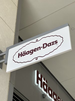 Häagen-Dazs Ice Cream River Landing by null