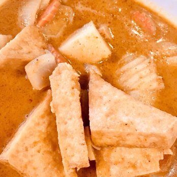 Udom Thai - Yellow curry with tofu - Thai Near Me - Centennial, Colorado Udom Thai - Yellow curry with tofu - Thai Near Me - Centennial, Colorado