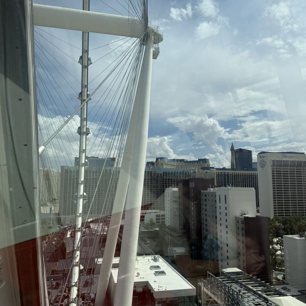 The High Roller - Views from our pod - Amusement Parks Near Me - Las Vegas, Nevada The High Roller - Views from our pod - Amusement Parks Near Me - Las Vegas, Nevada