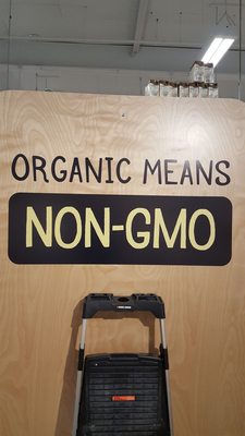 MOM's Organic Market by null