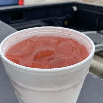 Papi’s Mexican Restaurant - Strawberry  agua Fresca - Mexican Near Me - San Antonio, Texas