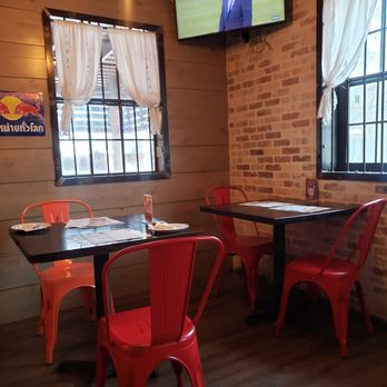 Rim Tanon - Dining space - Thai Near Me - Houston, Texas Rim Tanon - Dining space - Thai Near Me - Houston, Texas
