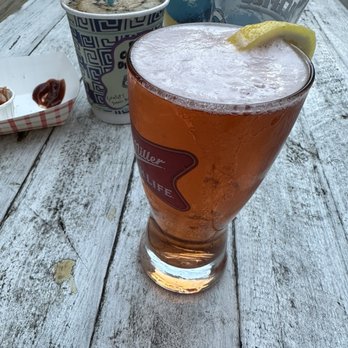 Snappy's Small Bar - Dive Bars Near Me - Washington, DC, District of Columbia