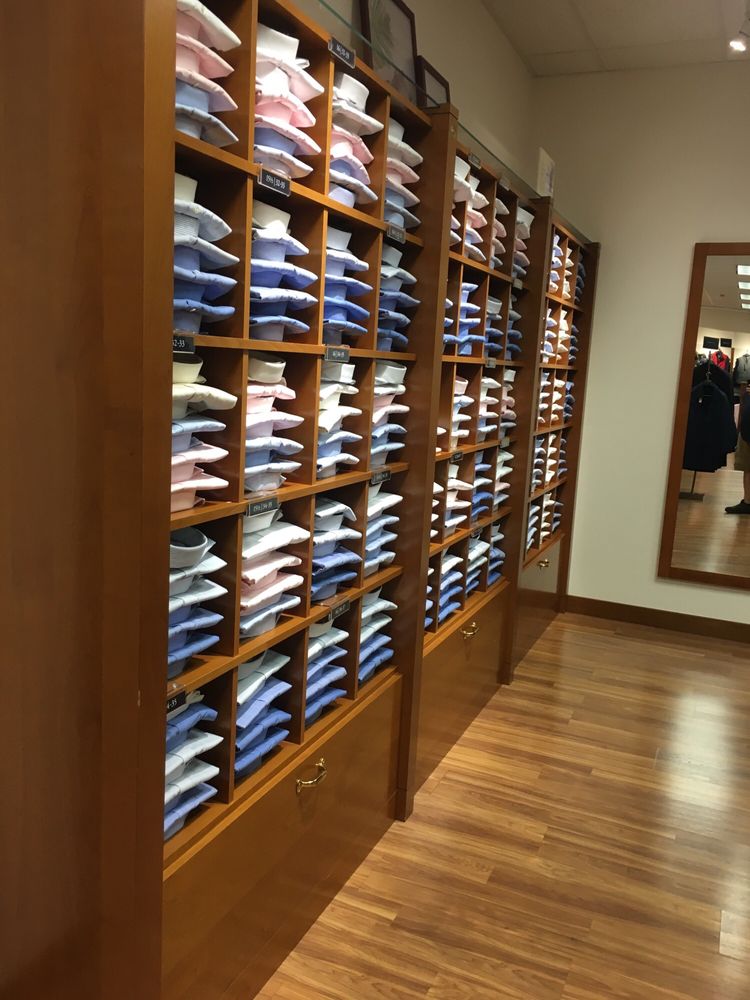BROOKS BROTHERS FACTORY OUTLET Updated October 2024 12741 Ocean