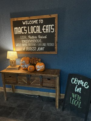 Mac's Local Eats by null