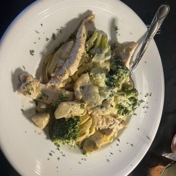 Ronis West - Italian Near Me - Murrieta, California