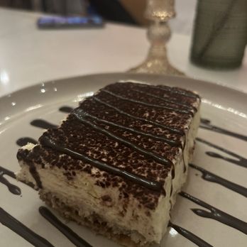 Amore Mio - Tiramisu - Piano Bars Near Me - Aurora, Illinois