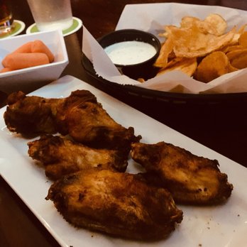 Barleycorn's Lakeside Park - Doc wings - American Near Me - Lakeside Park, Kentucky