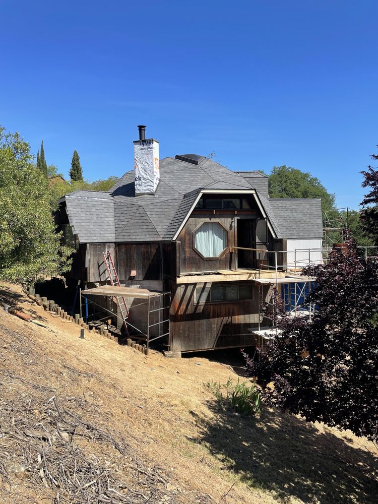 Slide of King Bee Roofing