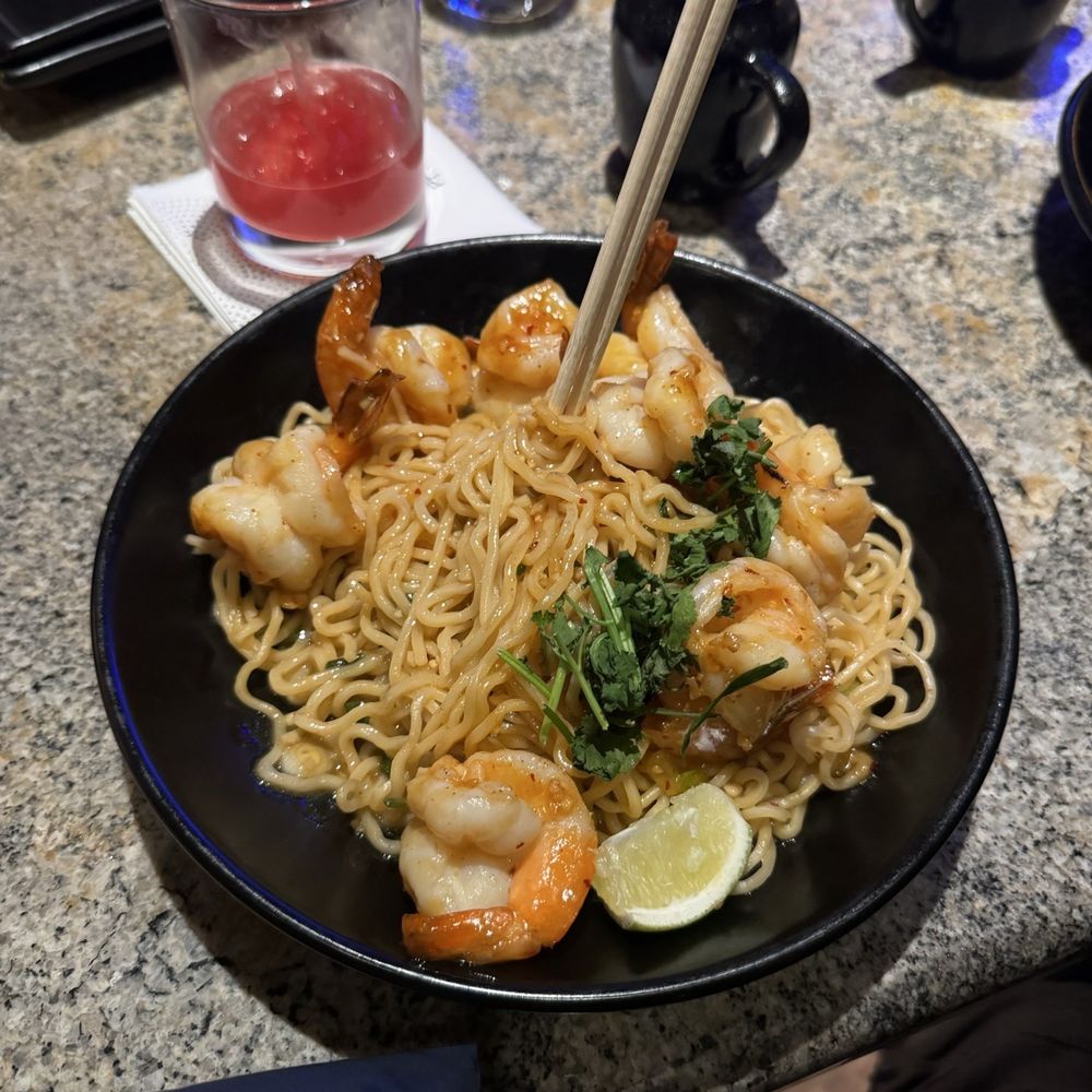 LONGLIFE NOODLES & PRAWNS LONGLIFE NOODLES & PRAWNS
