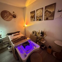 Blissful Headspace Spa - Head spa room
